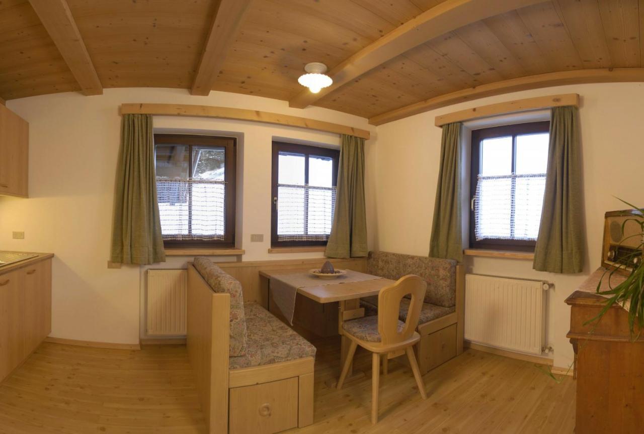 אורטיסיי Agriturismo Apartments Tuene מראה חיצוני תמונה