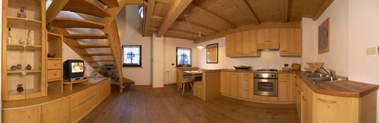 אורטיסיי Agriturismo Apartments Tuene מראה חיצוני תמונה