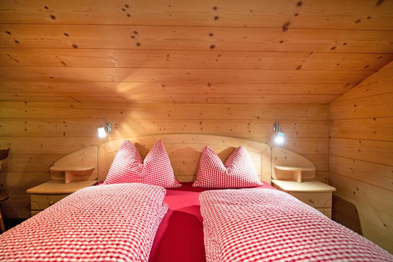 אורטיסיי Agriturismo Apartments Tuene מראה חיצוני תמונה