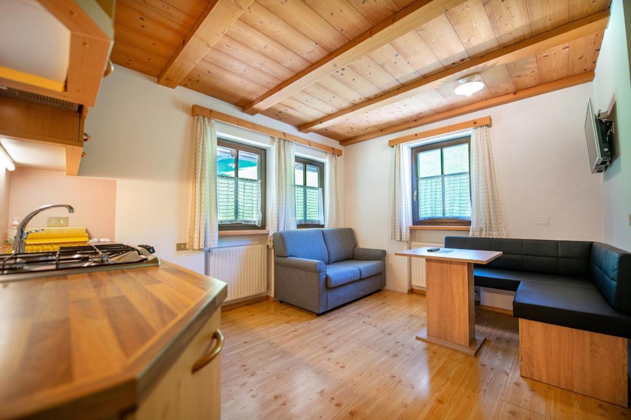 אורטיסיי Agriturismo Apartments Tuene מראה חיצוני תמונה