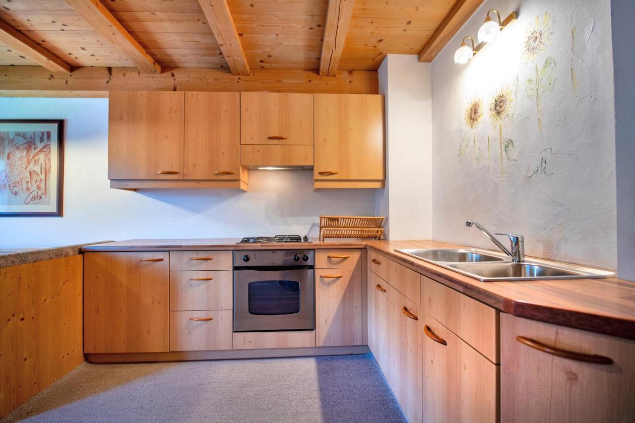 אורטיסיי Agriturismo Apartments Tuene מראה חיצוני תמונה