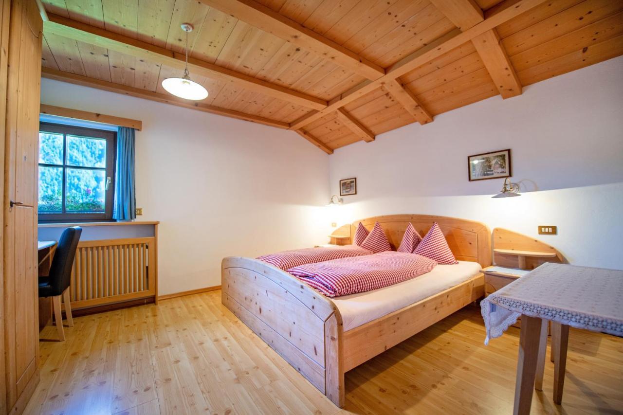 אורטיסיי Agriturismo Apartments Tuene מראה חיצוני תמונה