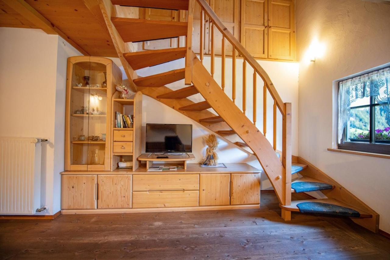 אורטיסיי Agriturismo Apartments Tuene מראה חיצוני תמונה