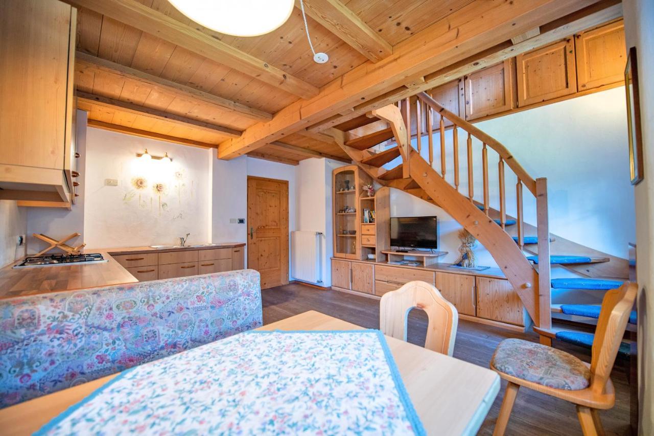 אורטיסיי Agriturismo Apartments Tuene מראה חיצוני תמונה