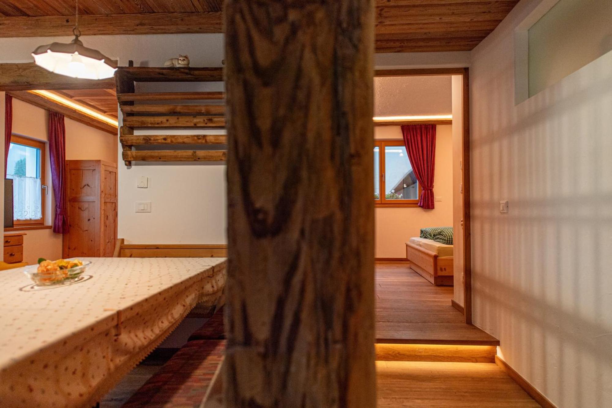 אורטיסיי Agriturismo Apartments Tuene מראה חיצוני תמונה