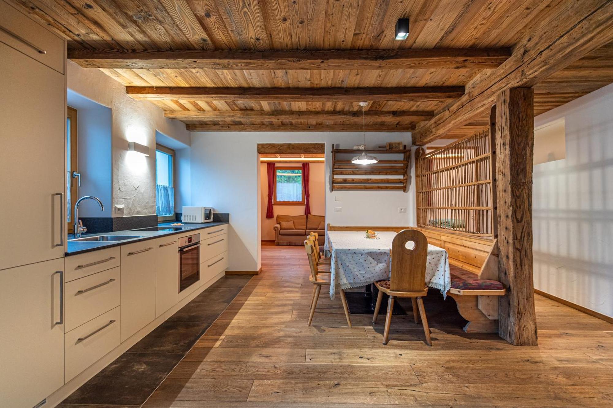 אורטיסיי Agriturismo Apartments Tuene מראה חיצוני תמונה